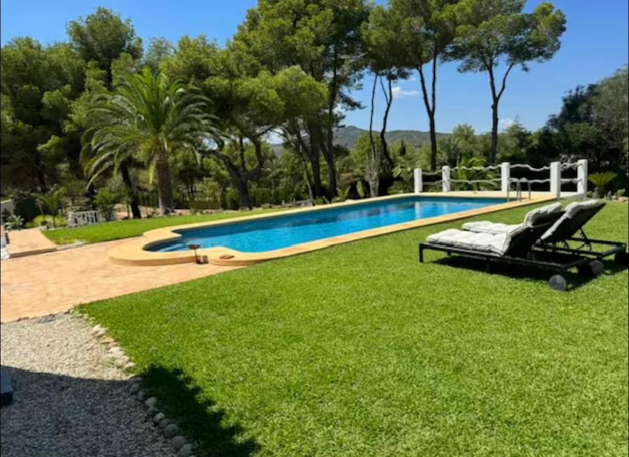 Villa 10000 M Carres De Jardin A 8 Minutes De La Javea